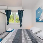Aci Marina Milna Brac * Milna (Brac)