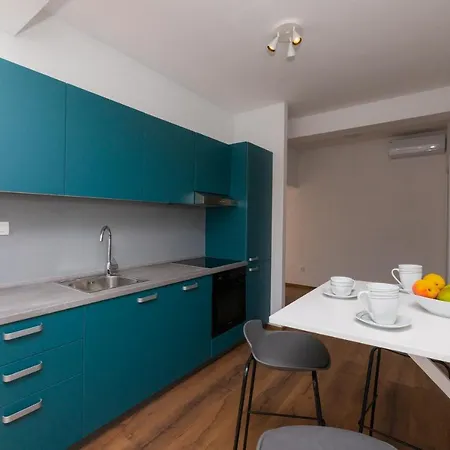 Apartamento Aci Marina Milna Brac