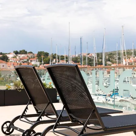 Aci Marina Milna Brac * Milna (Brac)